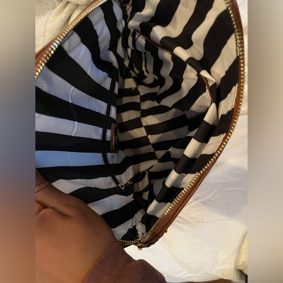 NEW Vici Oversized Clutch - Picture 4 of 5